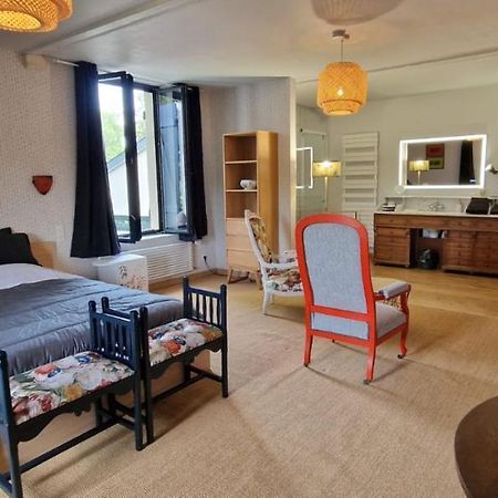 La Maison Forte - Chambres Et Table D'Hotes Millery  外观 照片